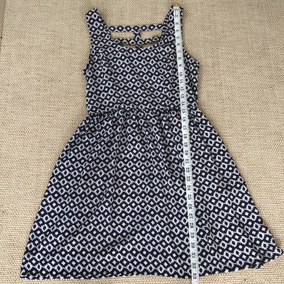 Flowy Mini Dress - Picture 7 of 10